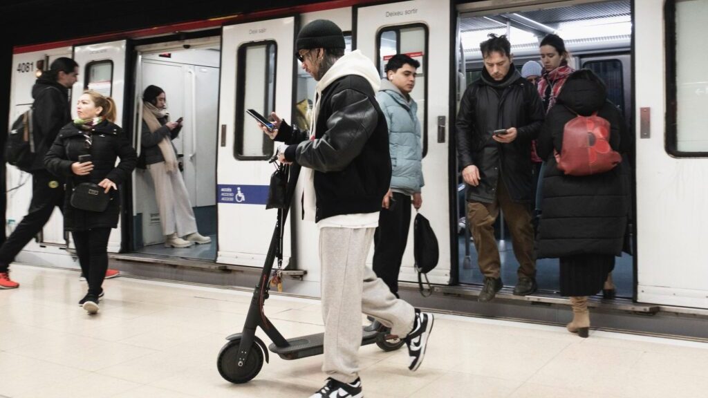 patinetes eléctricos en trenes