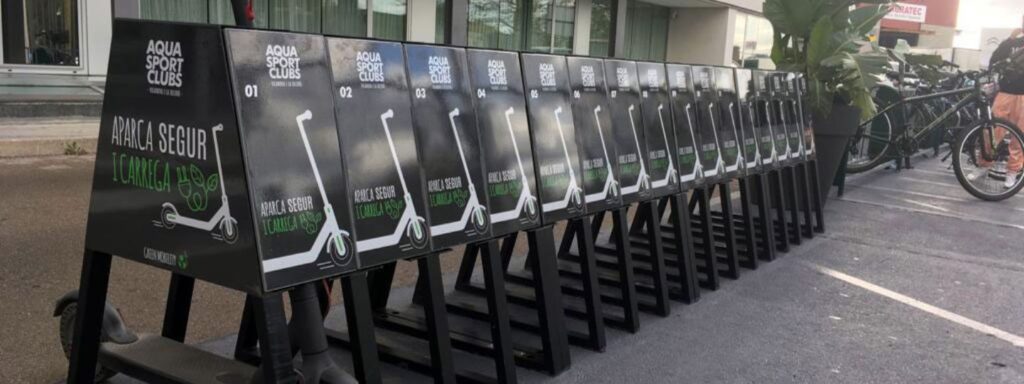aparcamientos seguros para patinetes con app