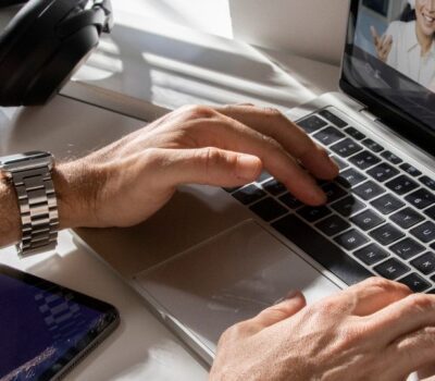 Ciudad tranquila con menos tráfico