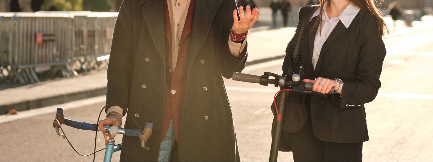 fomentar el uso de bicicletas y patinetes