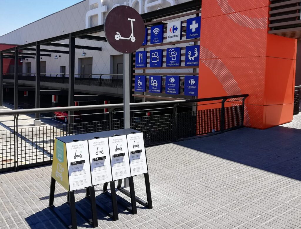 Los Alfares Parking Patinetes TRAP